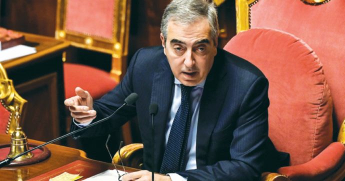 Gasparri cyber-lobbista: primo salvataggio al Senato