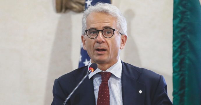 Cosimo Ferri: ora la Camera vuole processare la Consulta