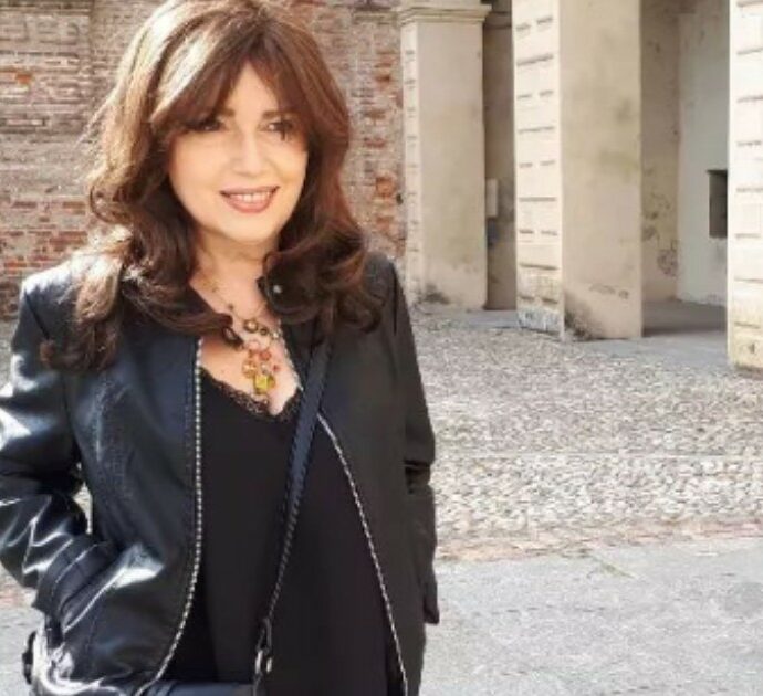 Morta Susanna Parigi, la pianista e cantautrice aveva 62 anni. L’ultimo post sui social: “Sto camminando verso la casa del Padre”