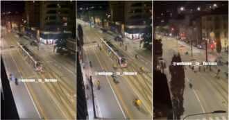 Copertina di Firenze, rider rapinato in strada chiama i colleghi per inseguire il ladro: il video diffuso sui social