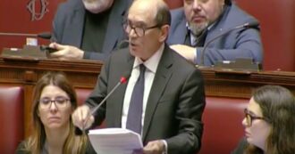 Copertina di Bavaglio ai giornalisti, De Raho: ‘L’emendamento serve solo a evitare la diffusione di notizie sui reati di chi ha il potere, colletti bianchi e corrotti’