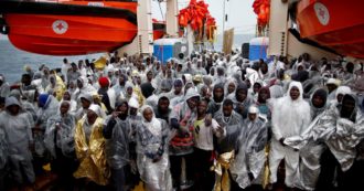 Copertina di Europa, giro di vite sui migranti per paura di Le Pen&C.