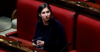 Copertina di Schlein si nasconde e il Pd torna il partito di Draghi