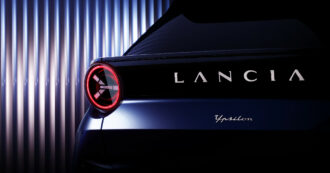 Copertina di Nuova Lancia Ypsilon, il posteriore è un omaggio alla Stratos che trionfava nei rally – FOTO