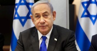 Copertina di Bibi Netanyahu pagato dal Qatar: la WikiLeaks del 2012 ora inguaia il premier