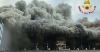 Copertina di Roma, di nuovo a fuoco l’impianto di rifiuti di Malagrotta. L’allarme:  “Impatto devastante per la raccolta dei rifiuti nei giorni di Natale”