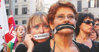 Copertina di “L’emendamento Costa è una legge bavaglio, lede il diritto dei cittadini a essere informati”: la protesta dei giornalisti in tutte le Regioni