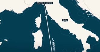 Copertina di Sea Watch costretta a sbarcare a Marina di Carrara con 119 migranti: ‘Ci mandano in porti distanti per evitare che salviamo altri’