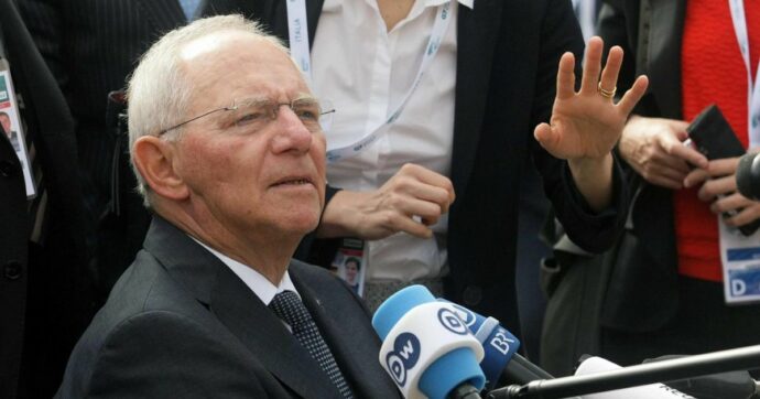 Germania, è morto Wolfgang Schäuble. L’ex ministro delle Finanze aveva 81 anni. Scholz: “Ha plasmato il nostro paese”