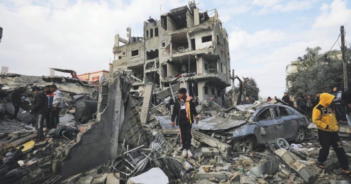 Iran: “Noi dietro il 7 ottobre. Pronti a distruggere Tel Aviv”