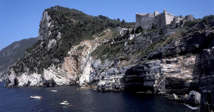 Portovenere, l’Ad di Aspi si fa la strada nel sito Unesco