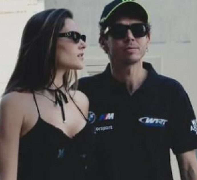 “Con Valentino Rossi facevamo sesso nei box, anche durante il weekend di gara”: le rivelazioni hot di Francesca Sofia Novello
