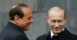 Copertina di La Russa vende il suv che gli regalò Berlusconi. L’ex premier l’aveva comprato per una scommessa persa con Putin