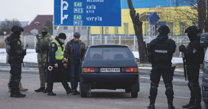 Ucraina, proteste, retate e smobilitazione: “Via da un conflitto infinito”