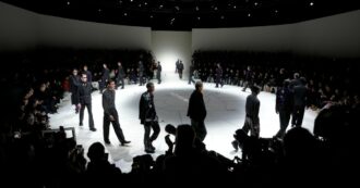 Copertina di Dal quiet luxury al debutto di Sabato De Sarno da Gucci, il 2023 della Moda. Ora si riparte con Pitti e le sfilate Uomo a Milano
