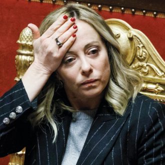 Copertina di Onorevole lobbista: il Fatto di domani 13 gennaio