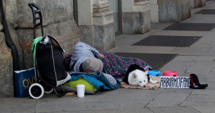 Settecento senzatetto morti nell’ultimo biennio: i poveri non sono nell’agenda politica