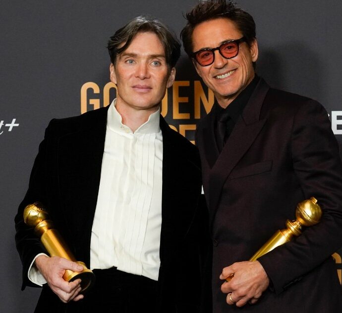 Golden Globe 2024, il trionfo di Nolan con Oppenheimer. Premiati Murphy e Downey Jr. Così è stata surclassata la baracconata fluorescente di Barbie