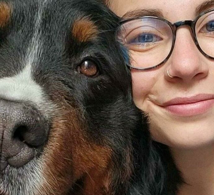 Non le affittano casa per via del suo cane, lo sfogo della studentessa fuorisede: “Ho ricevuto 70 no in due mesi, possibile che nessuno accetti un animale?”