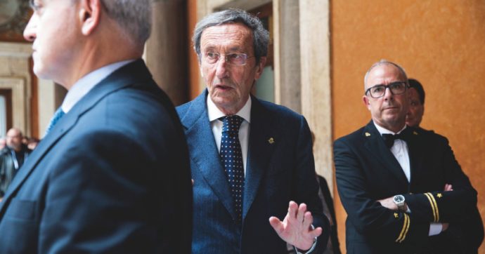 Gianfranco Fini: “Oltre alle inchieste c’è un tema di opportunità per chi sta al governo”