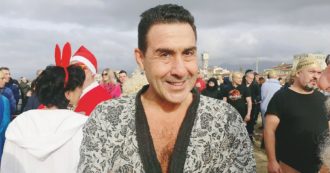 Copertina di Vannacci in tour? Crosetto “inc… nero”. Fonti Difesa: “Percorso politico, fuori da regole militari”. Ma i generali lo lasciano fare