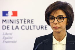 Copertina di Mi manda Sarkozy: il ritorno di Rachida Dati, la ministra che trasforma la politica in show