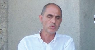 Copertina di Gennaro Carillo: “La politica ci ha resi apatici. Ormai non ci si indigna più”