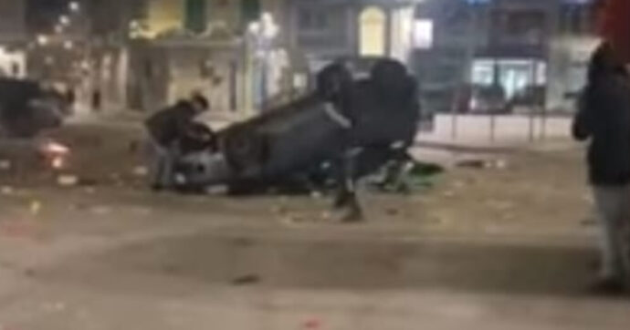 Bari, ribaltarono un’auto, la riempirono di petardi e poi la fecero esplodere a Capodanno: arrestati 5 ragazzi