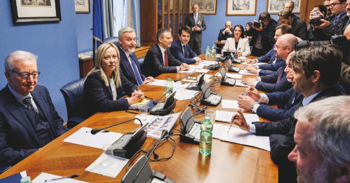 Carrai, il Copasir “indaga” ma solo sulla fuga di notizie