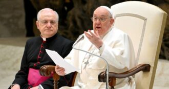 Copertina di Papa Francesco: “Il sesso è un dono di Dio, ma minato dalla pornografia. La castità non va confusa con l’astinenza”