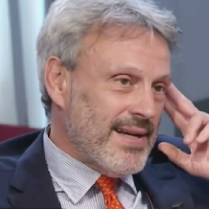 “Io e mia moglie siamo rinati attraverso l’amore. Io perché stavo morendo. Lei perché ha capito ancora di più quanto fosse importante la nostra relazione”: parla Vittorio Emanuele Parsi