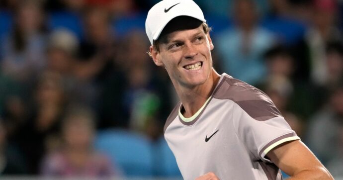 Australian Open, Sinner è in finale. Un match storico, una vittoria spartiacque: così ha battuto Djokovic
