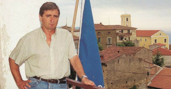 Angelo Vassallo, un nuovo indagato nell’inchiesta sulla morte del sindaco di Pollica: è Giovanni Cafiero, presunto boss di Castellammare
