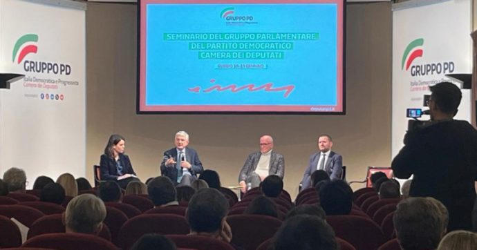 Conclave Pd: tutti a cantare “Perdere l’amore” (e le urne)