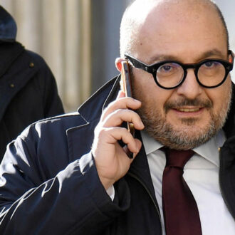 Copertina di La destra contro giornalismo e diritto di satira: il Fatto di domani 20 gennaio