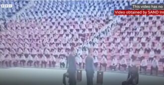 Copertina di Due adolescenti condannati a 12 anni di lavori forzati in Corea del Nord: puniti per aver visto serie tv di Seul