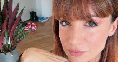 Copertina di Andrea Delogu paparazzata con il nuovo fidanzato. E no, non è Nikita Perotti di “Ballando con Le Stelle”