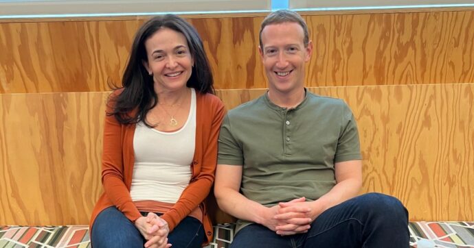 Si dimette dopo 14 anni Sheryl Sandberg, la storica direttrice di Meta: la reazione di Mark Zuckerberg