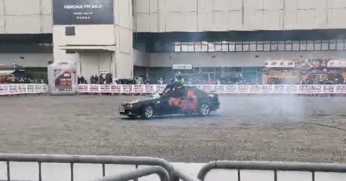 Auto piomba sugli spettatori: 14 feriti al Motor Bike Expo