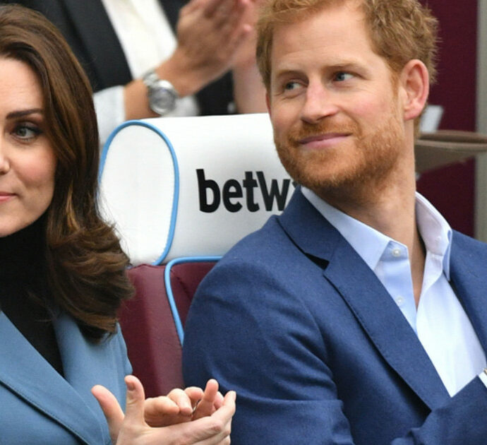 “Il principe Harry è preoccupato per le condizioni di Kate Middleton. E’ pronto a seppellire l’ascia di guerra con la Corona”