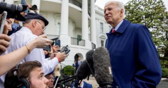 Copertina di Basta Stato spione: in Usa legge storica che preserva le fonti dei giornalisti