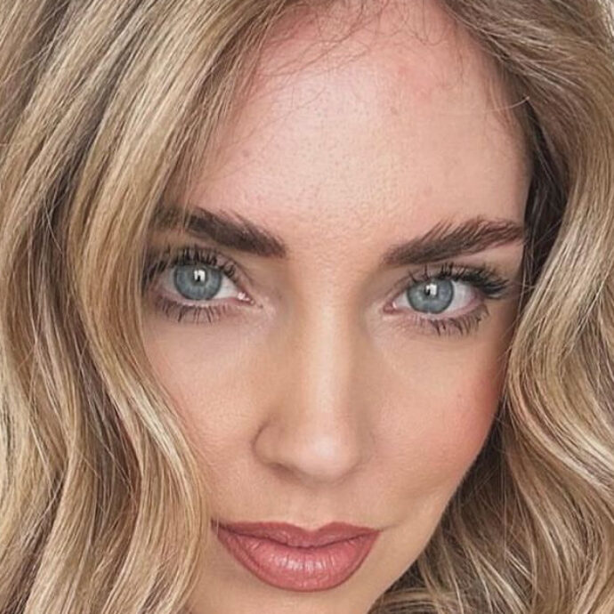 Chiara Ferragni: “Le lacrime erano per i giorni più deboli, ora sono più forte”. E Fedez sparisce dalla sua foto profilo