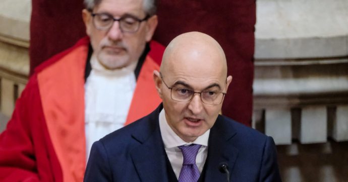 Giustizia, il vicepresidente del Csm vuole le toghe del popolo: “Non c’è soltanto la legge”