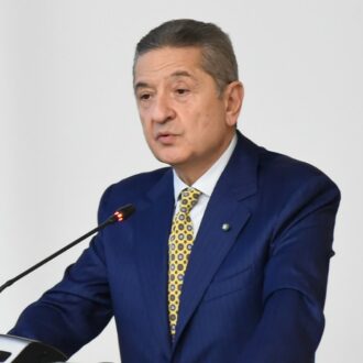 Copertina di L’analisi di Panetta (Banca d’Italia) sull’Università: “Sotto finanziata, così i giovani vanno all’estero”. Martedì 20 manifestazione nazionale della Flc Cgil