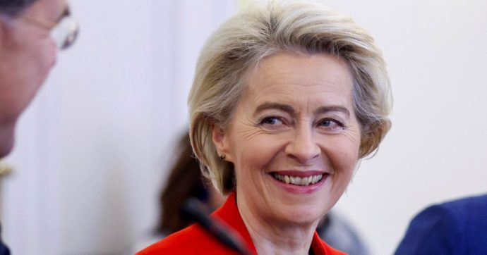 Von der Leyen a Roma ma non vede Meloni. E la presenza all’evento di Forza Italia è un caso