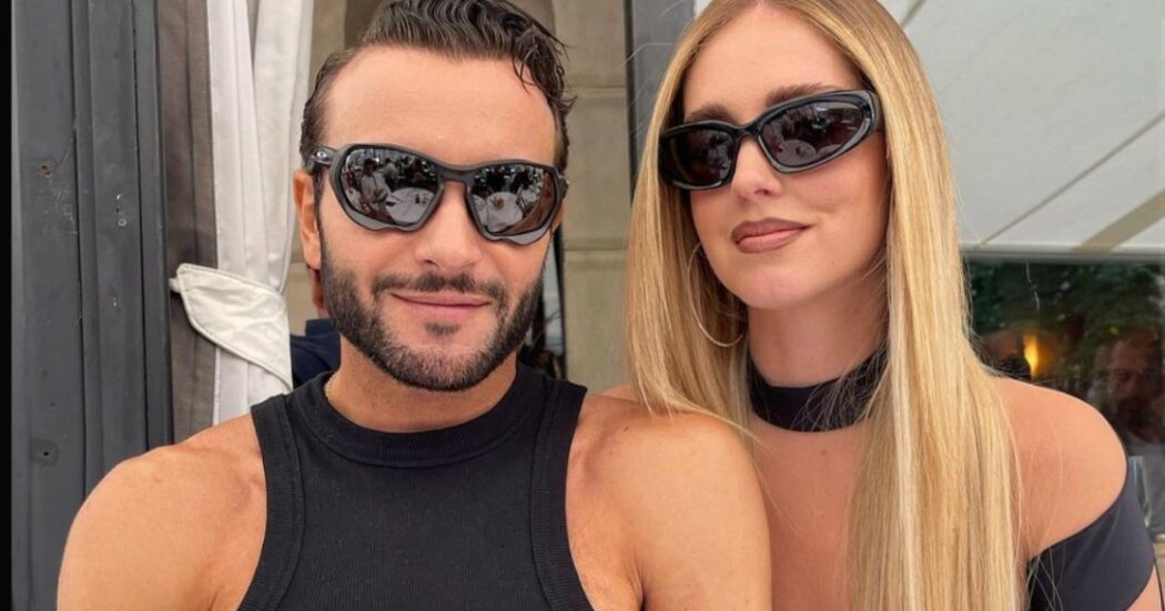 Fabio Maria Damato, l’ex braccio destro di Chiara Ferragni torna a Sanremo: “Sarà lo stylist di Irama”. Lo scoop di Selvaggia Lucarelli