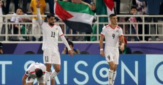 Copertina di La comunità in Cile, l’Italia e “lo spirito di resilienza del mio popolo”: Kettlun racconta il miracolo Palestina in Coppa d’Asia
