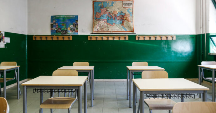 Valditara “salva” i 387 docenti che avevano fatto il concorso suppletivo perché avevano il Covid: “Garantiamo la continuità”