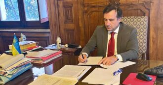 Copertina di Il sindaco di Savona concede la cittadinanza onoraria a 69 bambini nati da genitori stranieri