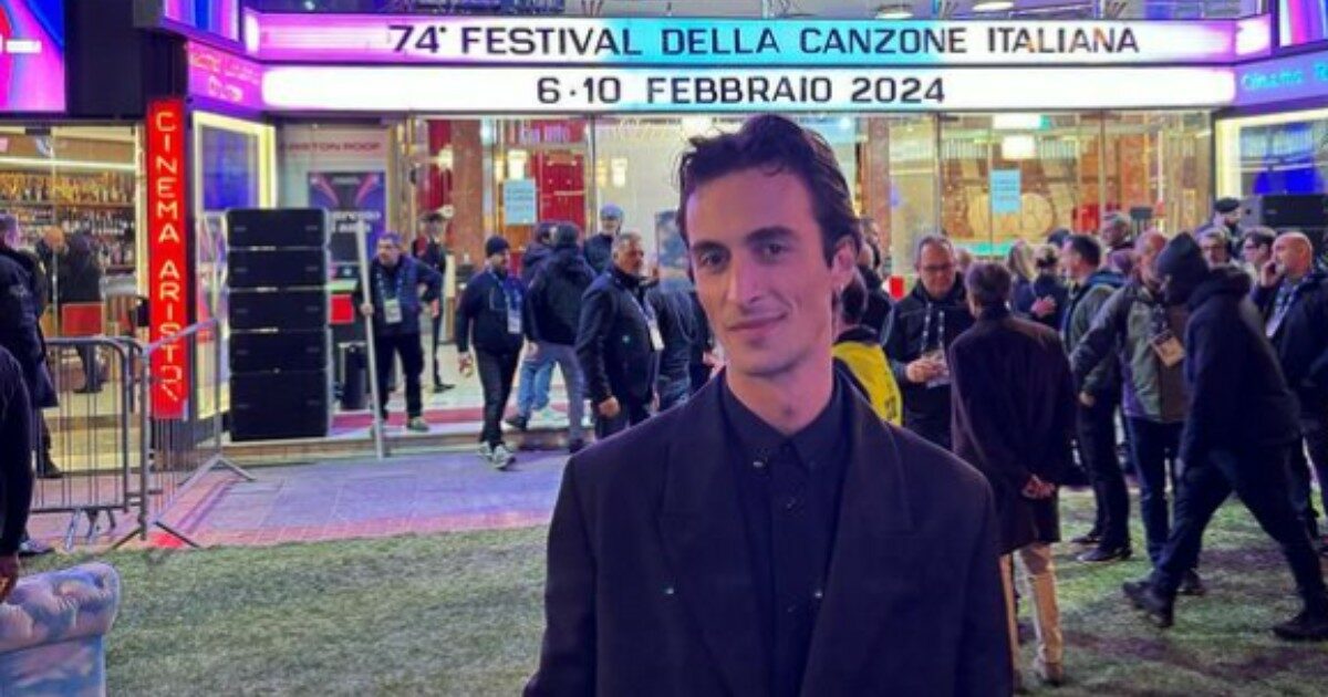 Sanremo 2024, chi è Mattia Stanga ‘idolo’ del mondo web e conduttore del Prima Festival